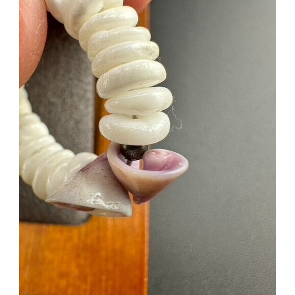 Vintage BIRD FETISH Necklace Purple & White Sea Shell Bead & Earrings - Picture 6 of 9